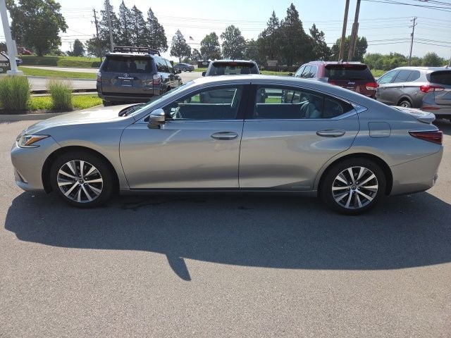 2019 Lexus ES 300h