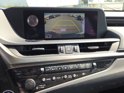 2019 Lexus ES 300h