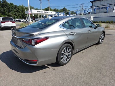 2019 Lexus ES 300h