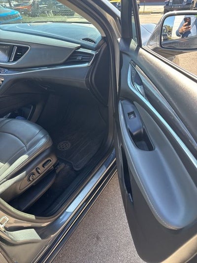 2018 Buick Enclave Essence