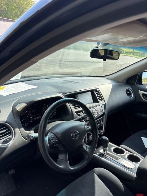 2013 Nissan Pathfinder SV