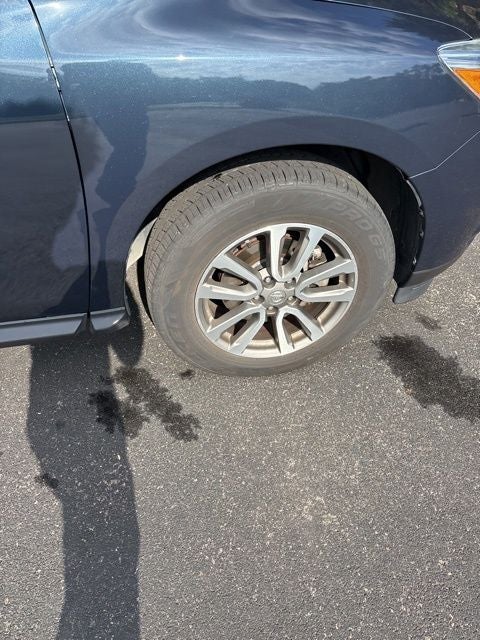 2013 Nissan Pathfinder SV