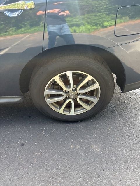 2013 Nissan Pathfinder SV