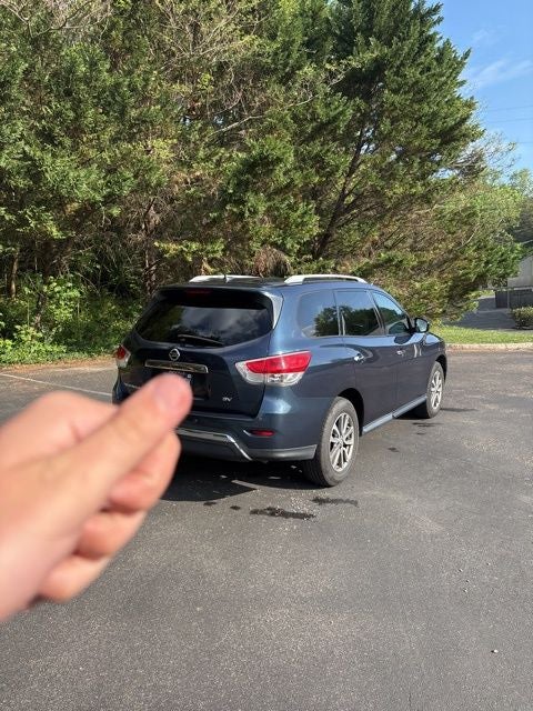 2013 Nissan Pathfinder SV