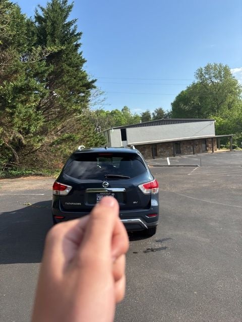 2013 Nissan Pathfinder SV