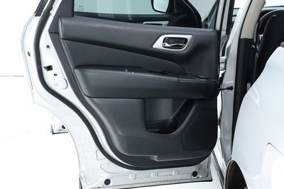 2018 Nissan Pathfinder S