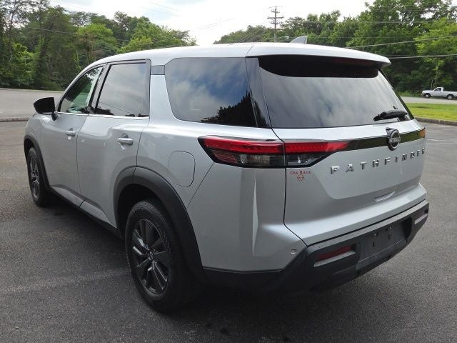 2022 Nissan Pathfinder S