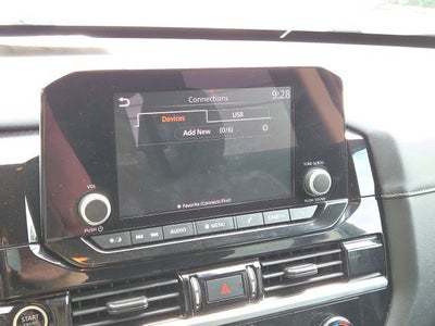 2022 Nissan Pathfinder S