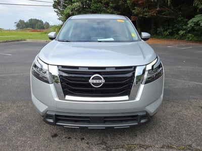 2022 Nissan Pathfinder S