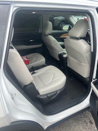 2024 Toyota Grand Highlander Platinum