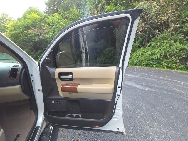 2008 Toyota Sequoia Platinum