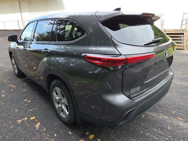 2021 Toyota Highlander LE