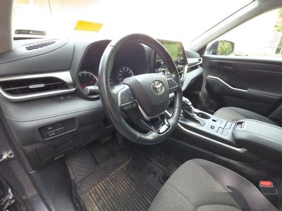 2021 Toyota Highlander LE