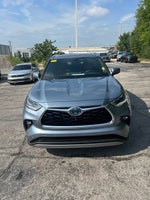2022 Toyota Highlander Hybrid Platinum
