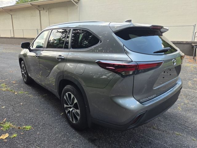 2025 Toyota Highlander Hybrid XLE
