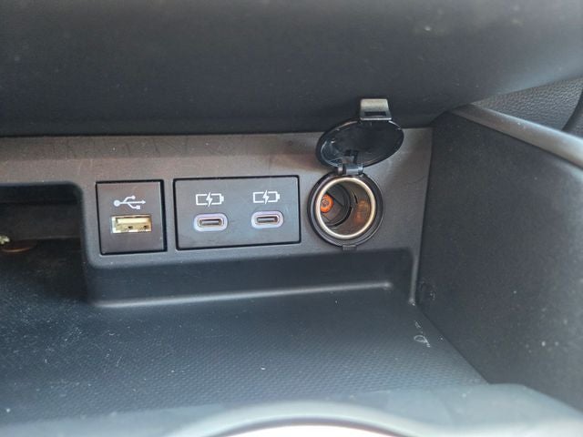 2025 Toyota Highlander Hybrid XLE