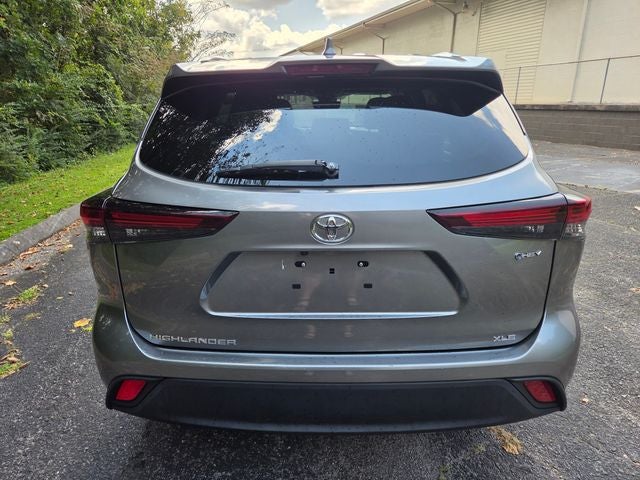 2025 Toyota Highlander Hybrid XLE