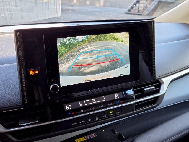 2025 Toyota Sienna LE 8 Passenger