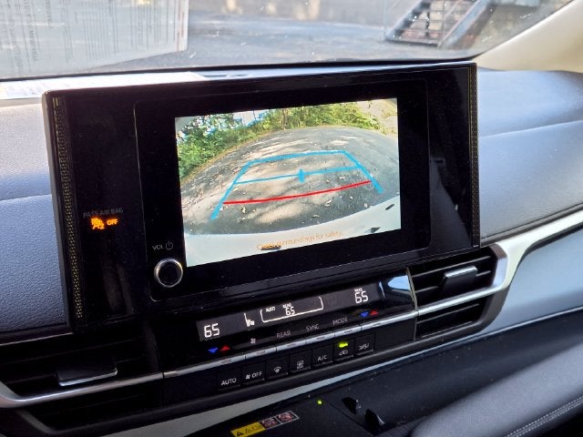 2025 Toyota Sienna LE 8 Passenger