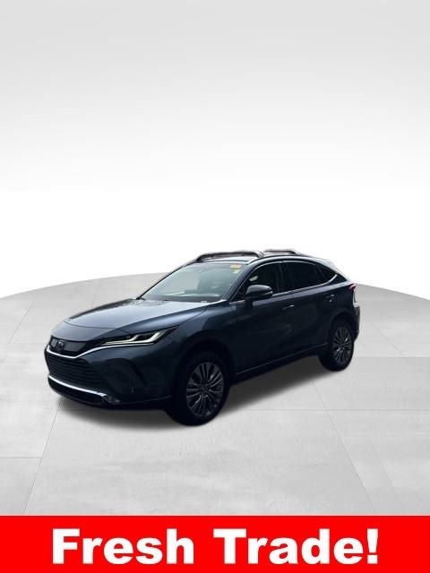 2022 Toyota Venza Base