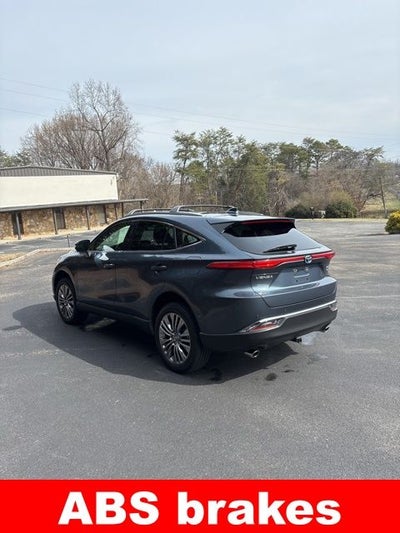 2022 Toyota Venza Base