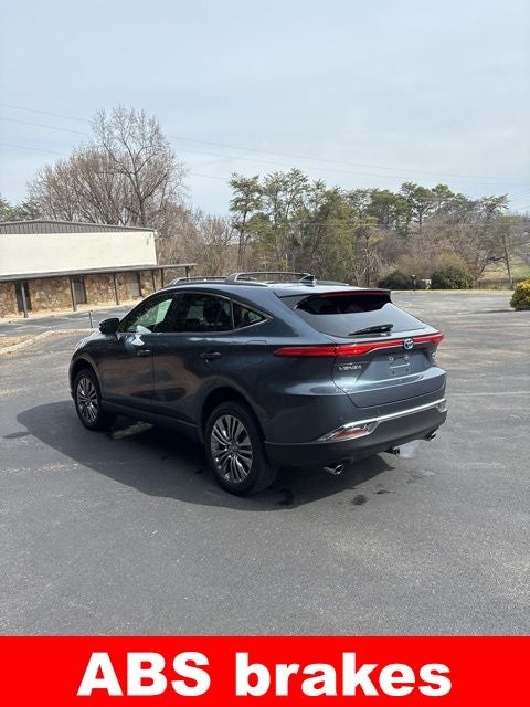 2022 Toyota Venza Base