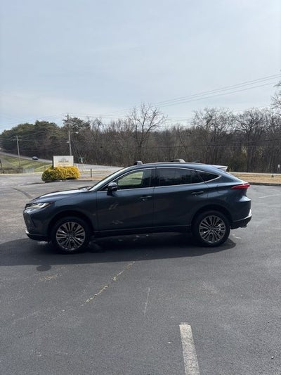 2022 Toyota Venza Base