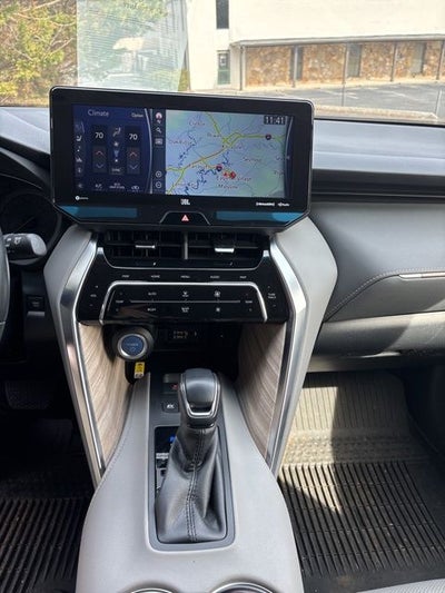 2022 Toyota Venza Base