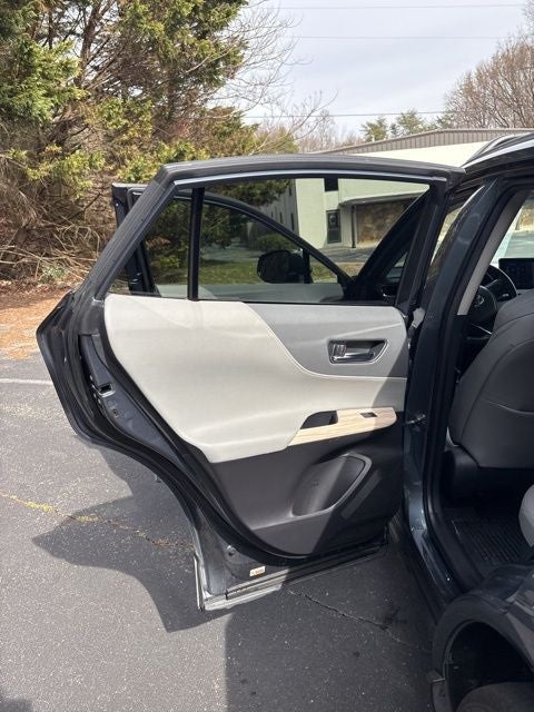 2022 Toyota Venza Base