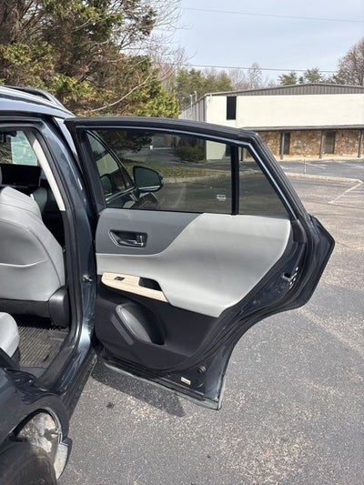 2022 Toyota Venza Base