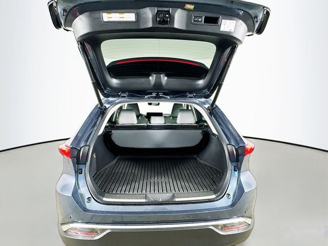 2022 Toyota Venza Base