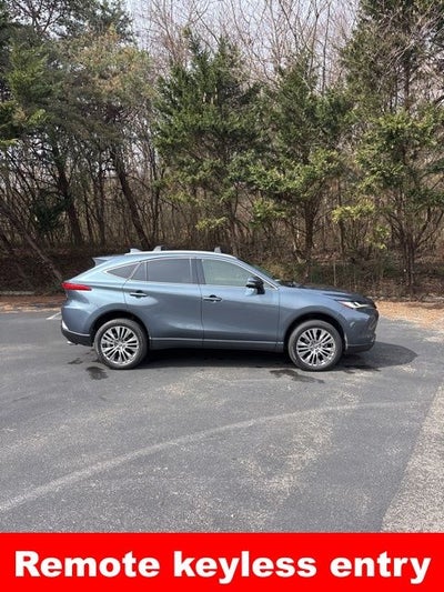 2022 Toyota Venza Base