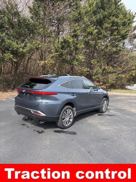 2022 Toyota Venza Base