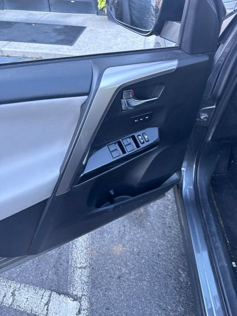 2017 Toyota RAV4 Hybrid Limited