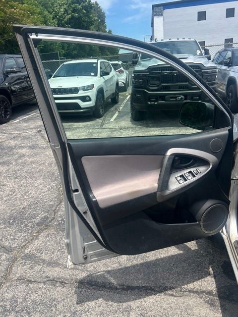 2006 Toyota RAV4 Base