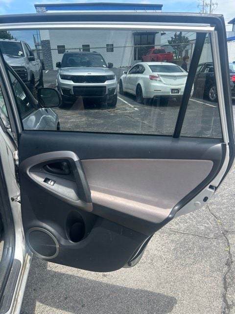 2006 Toyota RAV4 Base