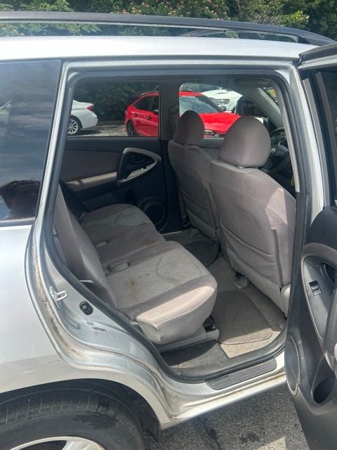 2006 Toyota RAV4 Base