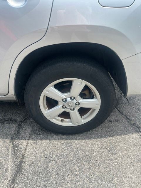 2006 Toyota RAV4 Base