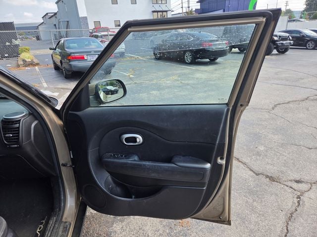 2014 Kia Soul Base
