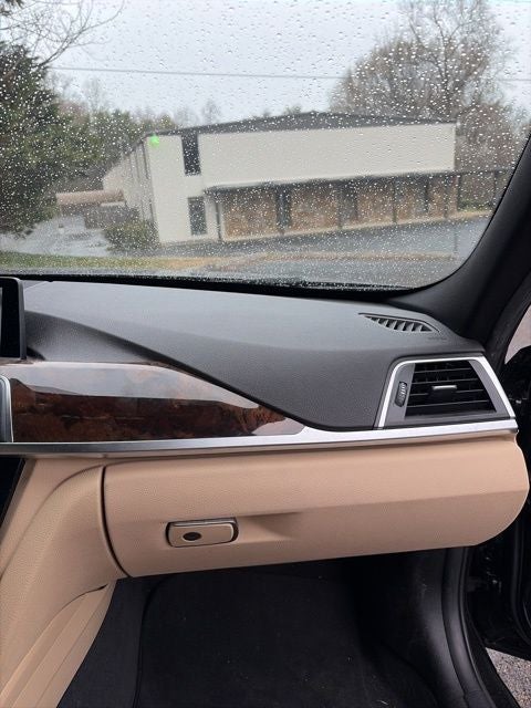 2017 BMW 3 Series 330i