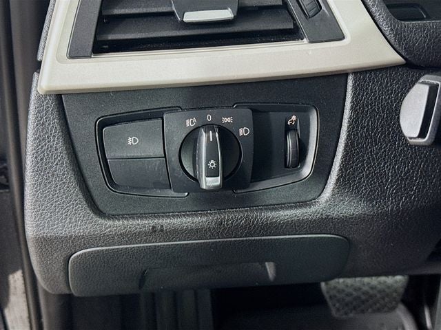 2018 BMW 3 Series 320i