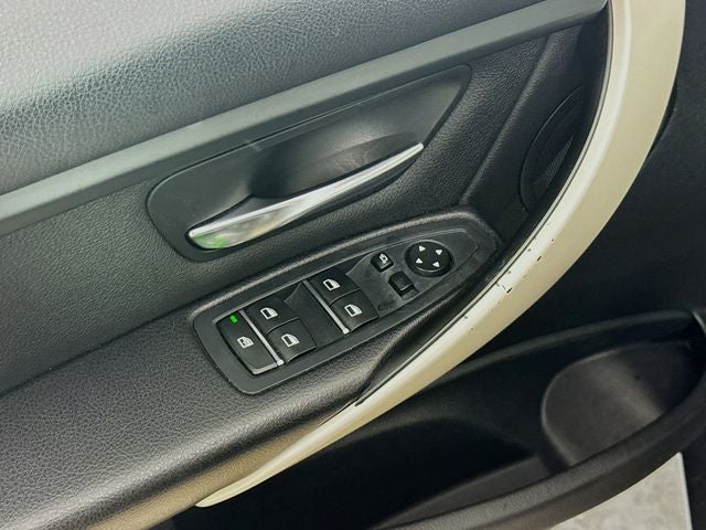 2018 BMW 3 Series 320i