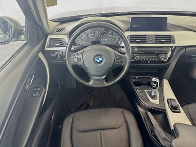 2018 BMW 3 Series 320i