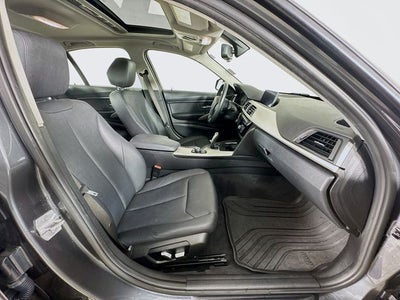 2018 BMW 3 Series 320i