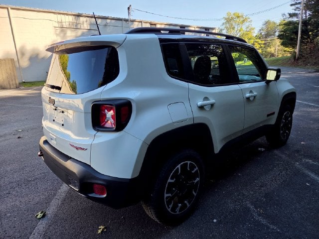 2023 Jeep Renegade Trailhawk