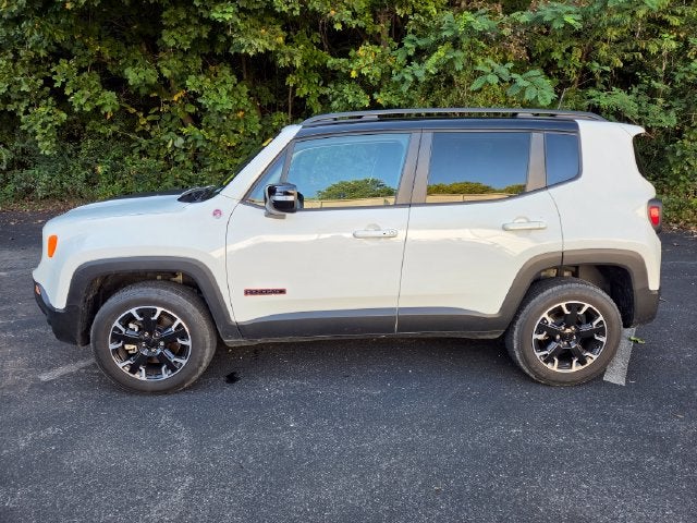 2023 Jeep Renegade Trailhawk