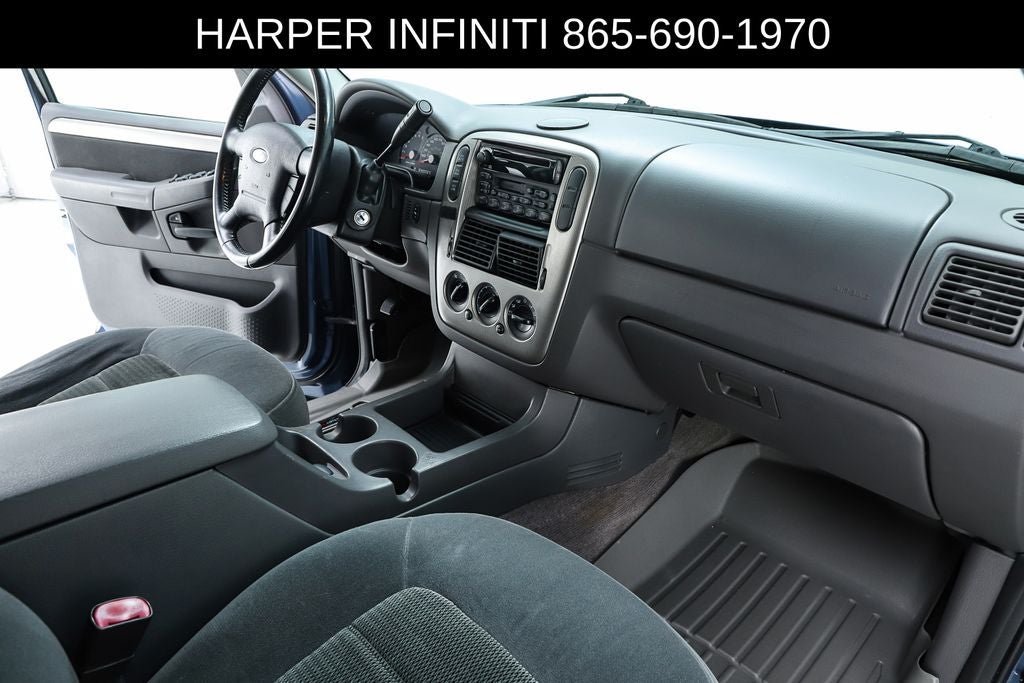 2003 Ford Explorer XLT