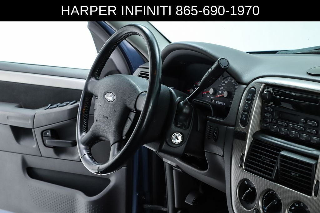 2003 Ford Explorer XLT