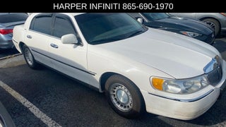 2000 Lincoln Town Car Executive