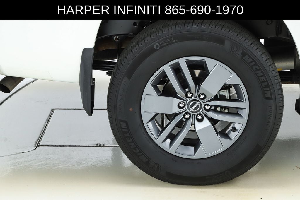 2025 Nissan Frontier SV